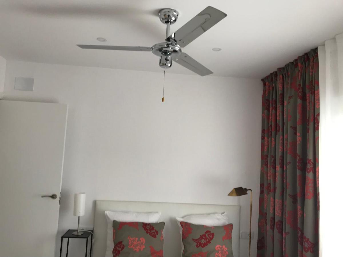 Campagne Luxueuse De Sitges Villa Olivella ภายนอก รูปภาพ
