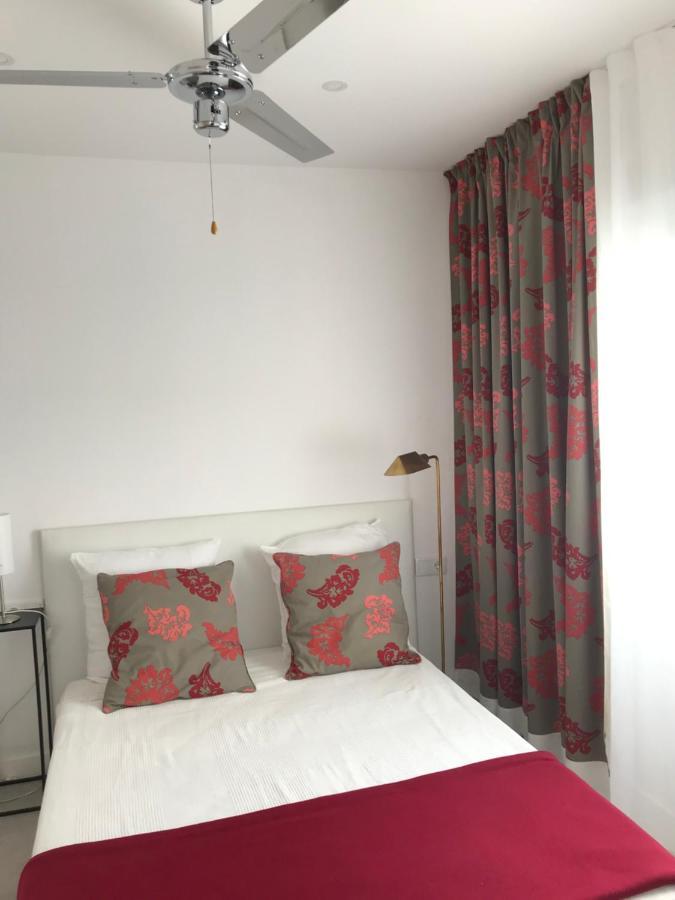 Campagne Luxueuse De Sitges Villa Olivella ภายนอก รูปภาพ